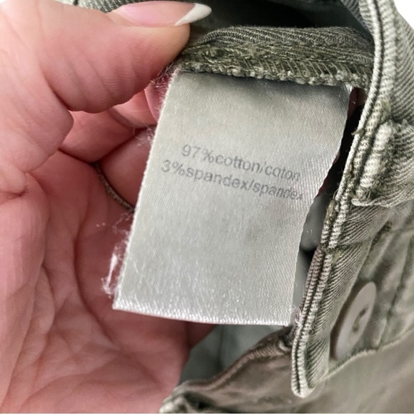 Pam & Gela Uniform Side Stripe Step Hem Pant I Size: 25 - Picture 11 of 12